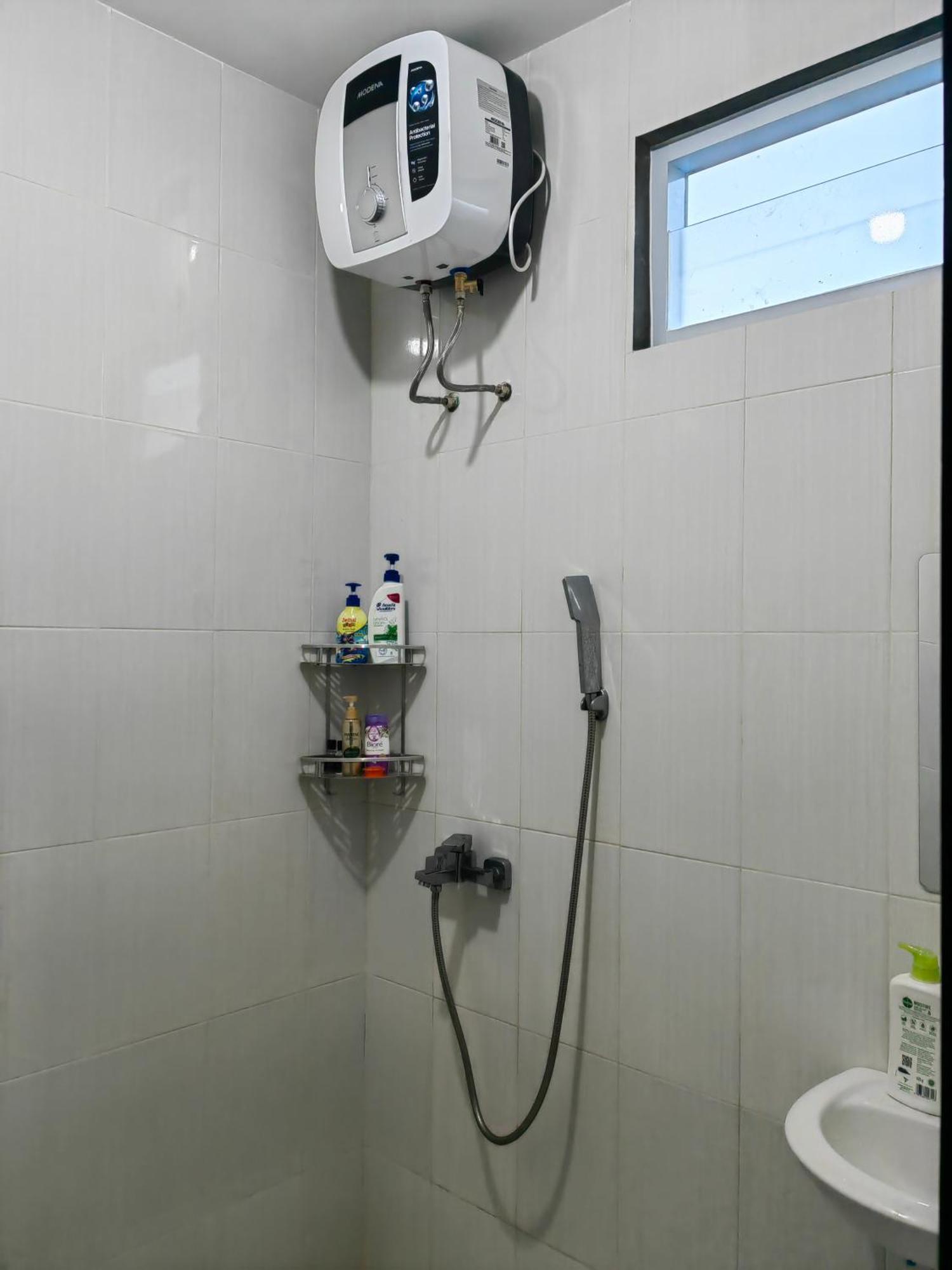 Sweet Tenayan Staycation Near Mall Sudirman Whole House Villa Pekanbaru