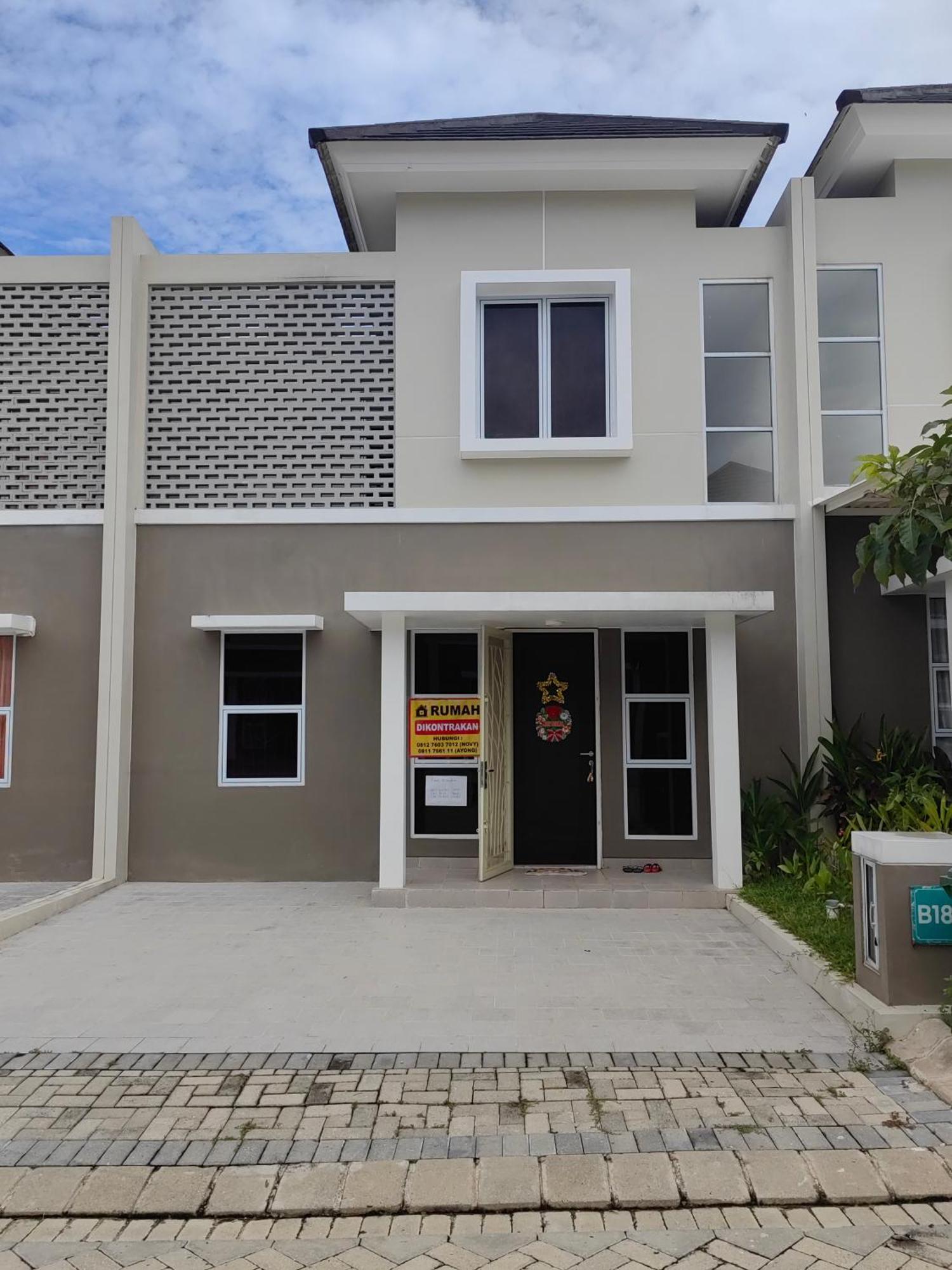 Villa Sweet Tenayan Staycation Near Mall Sudirman Whole House *