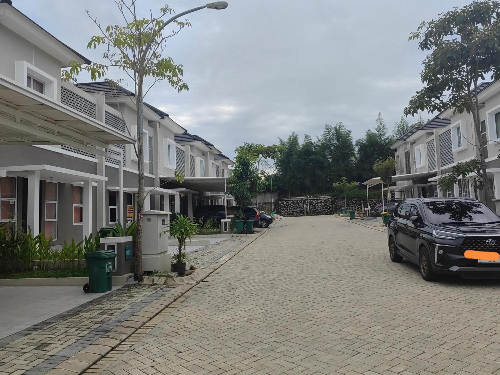 Villa Sweet Tenayan Staycation Near Mall Sudirman Whole House *